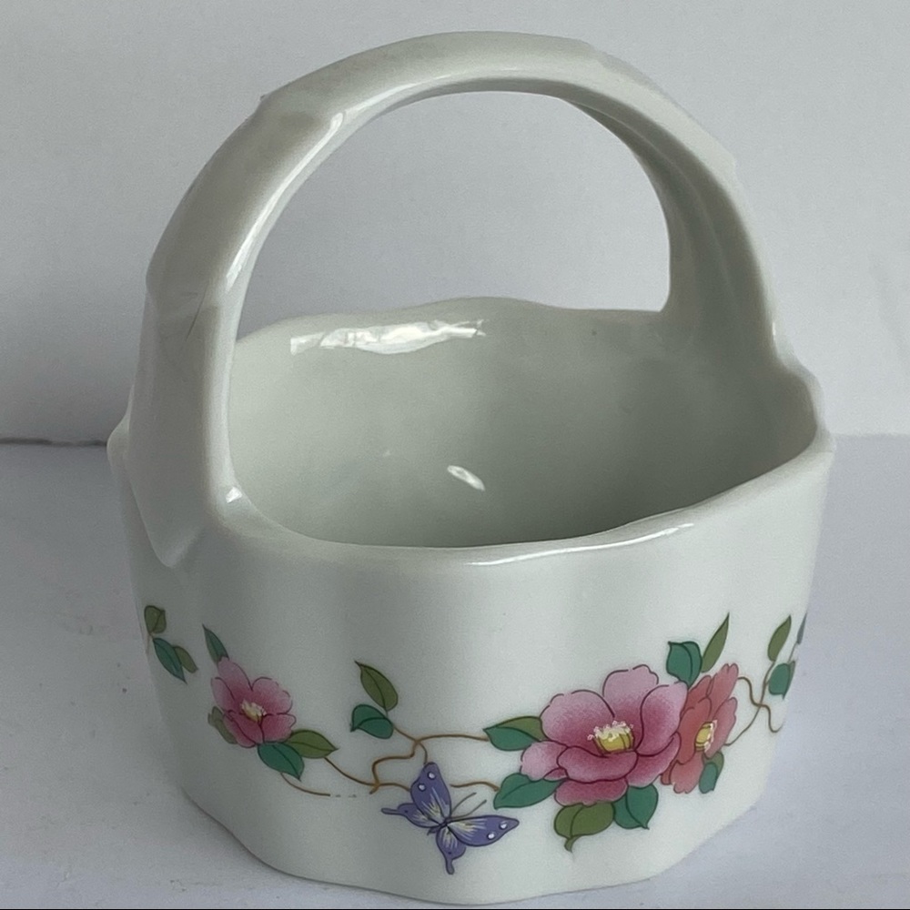 Ceramic Basket Takahashi Camille of San Francisco Japan Flowers Butterflies 3”